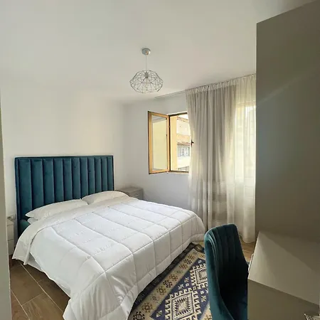 公寓 Central City Apartment Tirana
